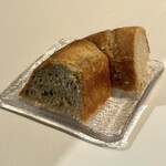 ウシマル - ・自家製パン