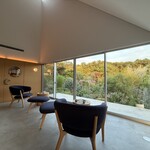 ウシマル - 待合室 ②