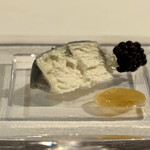 ウシマル - ・大喜多町産 チーズ工房 千 "竹墨" ※オプション