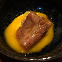 生粋 - 肉盛合せ5000円(税別) の「ザブトンのすき焼き」
                