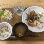 クレヨンハウス - 