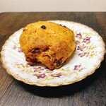 下田流 - アールグレイオレンジアーモンドホワイトチョコスコーン(370円)