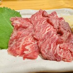 麺と酒 一 - 絶品馬刺し←とろける