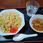 金兵衛食堂 - 料理写真:チャーハン￥800