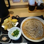 そばと酒と天ぷら 素や - 