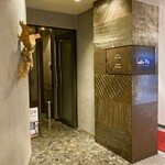 カーヴ - 地下のお店