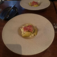 ワインとくつろぐ ツキアカリ - 