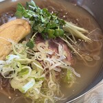 焼肉ZiON - ピョンヤン冷麺（1540円）