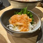 もつ焼き しげ吉 - ホタテのチャンジャ