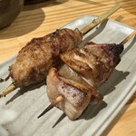 もつ焼き しげ吉 - 手作りつくね、ガツ