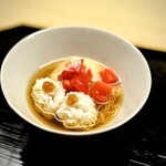 道人 - これ、食べたかった鱧そうめん！
      鱧と梅の鉄板の組み合わせに、ここでもやっぱりお出汁がいい♪
      それを大好きな素麺となんて、私には超贅沢(^^)