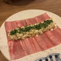 炭火焼肉ホルモン うしごろ 中目黒店 - タン刺し