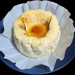Legato Basque Cheesecake - レガートルナ