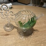 NeMo - 「エムニ」のティーポッド