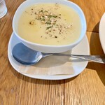 カスターニエ　軽井沢ローストチキン - 追加の豆乳のコーンスープ（冷製）（550円）