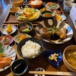 おさかなとごはん 福 - 