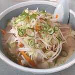 さつまラーメン - とんこつ野菜ラーメン