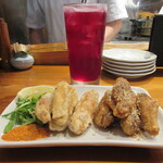 魚虎 - 手羽先唐揚 858円(タレ・塩)あいもり