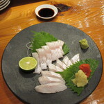 魚虎 - 対馬アナゴ刺 1800円