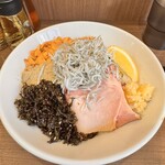 ヌードル＆スパイスカレー 今日の1番 - 