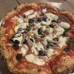 ピッツェリア ダ ロッコ - カプリチョーザ