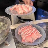 創作料理と宝石鍋しゃぶしゃぶ 宝泉 - 