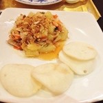 NGHI XUAN - ザボンのサラダ　フィッシュソース