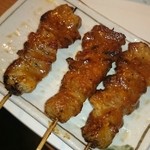 宮川橋もつ肉店 - かしら（みそ焼き）