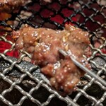 炭火焼ホルモン ぐう - 