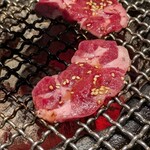 炭火焼ホルモン ぐう - 