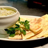 湘南しらすのペペロンチーノ 自家製クレーシャ添え