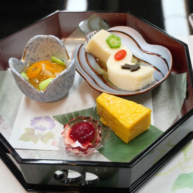 Shoben Tango photo 3