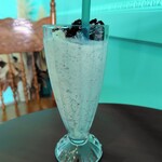 BUY ME STAND MATSUSAKA - 초코민트 쉐이크(휘핑크림과 초코소스 없음)