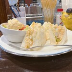 英国館 - 玉子サンドに、玉子サラダ