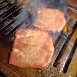 和牛焼肉成城大臣 - ジュ〜〜〜〜〜〜