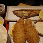 浪花ろばた 八角 - とろホッケとアジフライ 