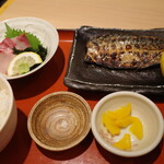 浪花ろばた 八角 - さば塩と黒瀬ぶり