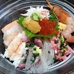 Tsukiji De Dondon - 極上つきじde丼　1,000円（割引）