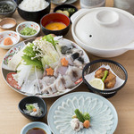 あのりふぐ料理 まるせい - あのりふぐコース8000円