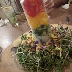つるとんたん UDON NOODLE Brasserie - 噂のサラダ