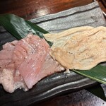 炭火焼肉 ホルモン にく式 - 上ガツ、てっぽう