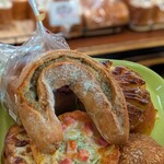 ベーカリー ペニーレイン - 