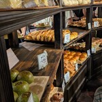 ベーカリー ペニーレイン - 