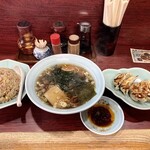 園春 - 半チャ半ラーメンと餃子¥1230