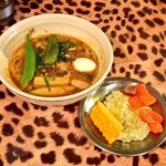 CHAN☆CURRY - Extraはカリーモヒンガーとテイムール香る枝豆のフムス。
