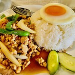 恵比寿 ガパオ食堂 - 