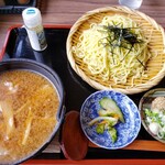 藤屋食堂 - つけ麺 鉄鍋 900円