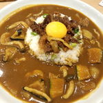 Ken's curry - 牛すじカレー・季節の野菜トッピング