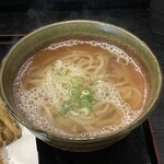 大地のうどん 本店 - 削り節の香りが立った出汁がうまい