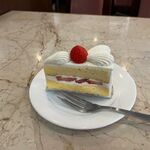 アリマ洋菓子店 - ショートケーキ